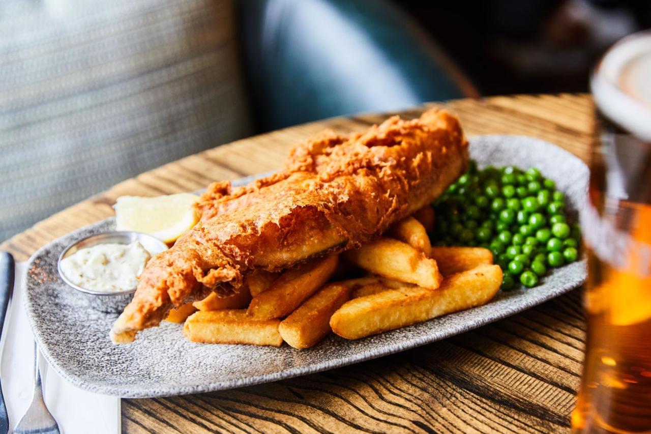 The Wellington Arms - Basingstoke-Reading Hotel Heckfield Bagian luar foto
