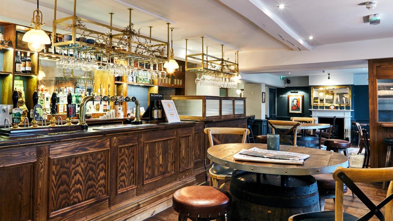 The Wellington Arms - Basingstoke-Reading Hotel Heckfield Bagian luar foto