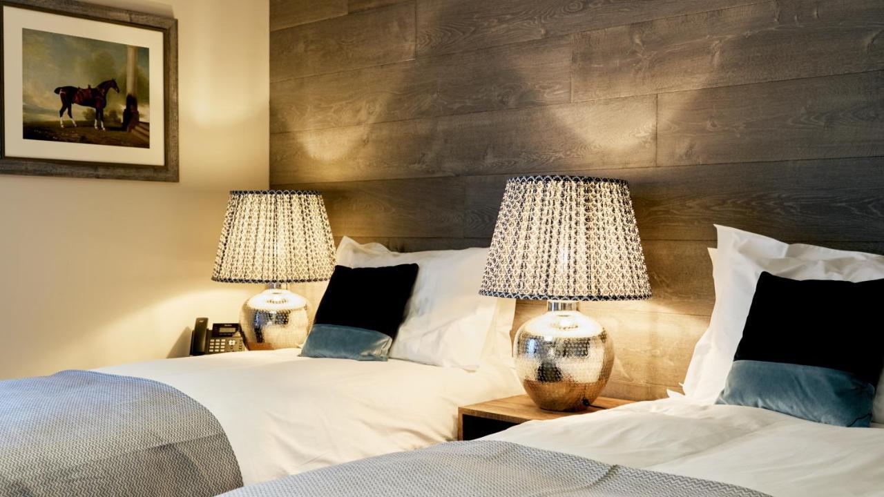 The Wellington Arms - Basingstoke-Reading Hotel Heckfield Bagian luar foto